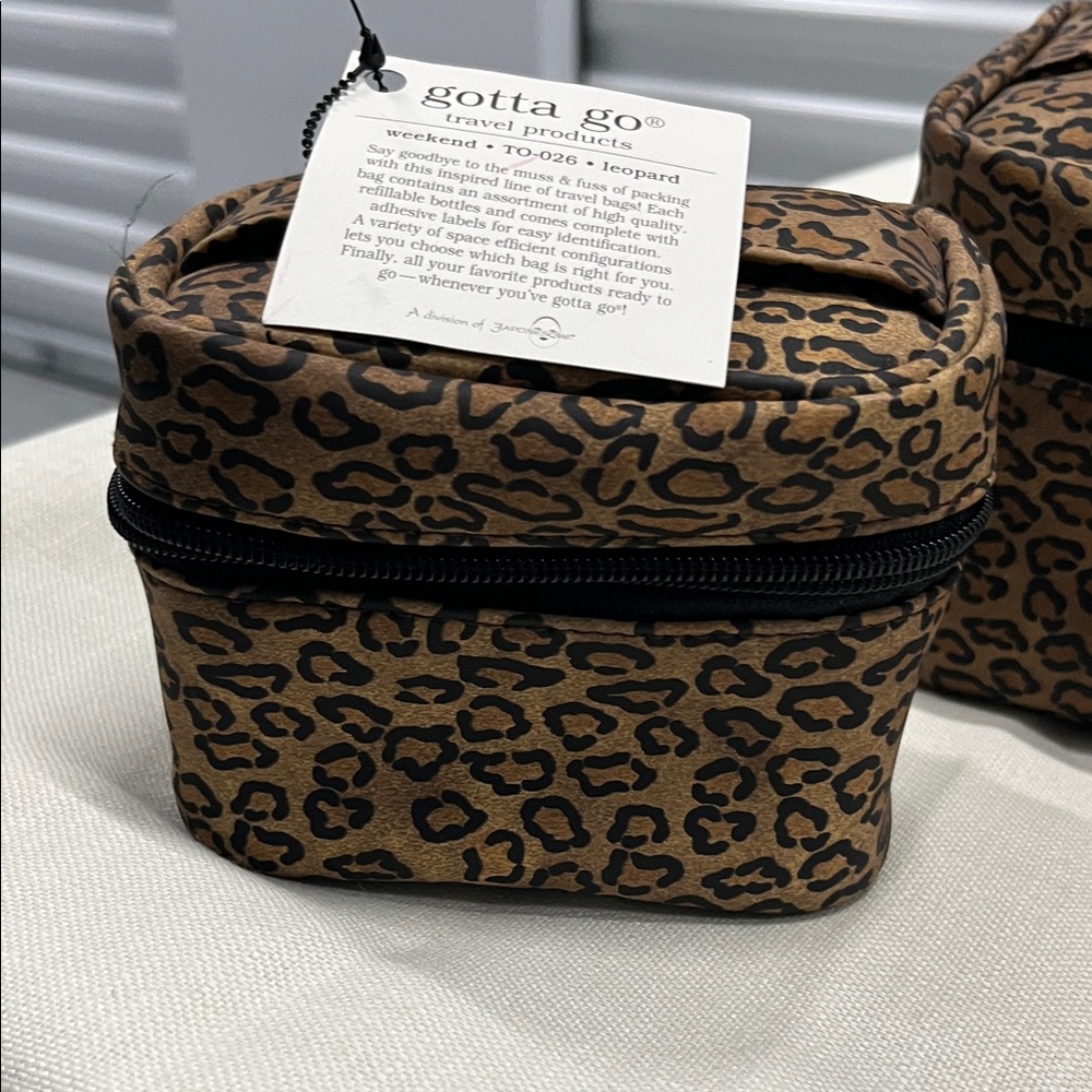 Vintage rare find retired Leopard Print Travel Bag Set Japonesque